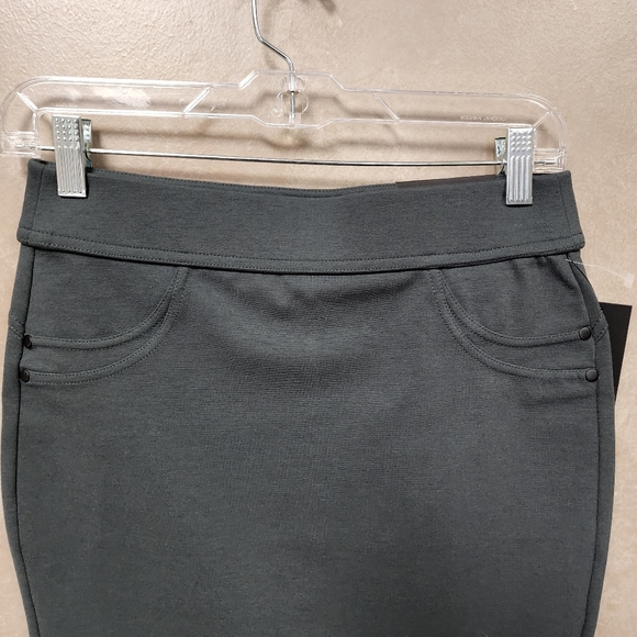 NWT Liverpool Stitch Fix Charcoal Grey Pencil Skirt Size 0/25 - Picture 8 of 10